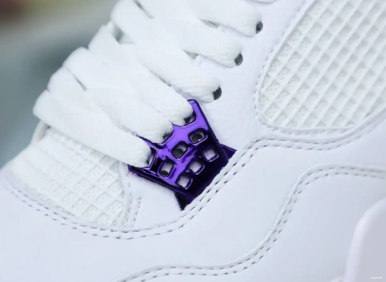 JORDAN METALLIC PURPLE 4 AIR 0615